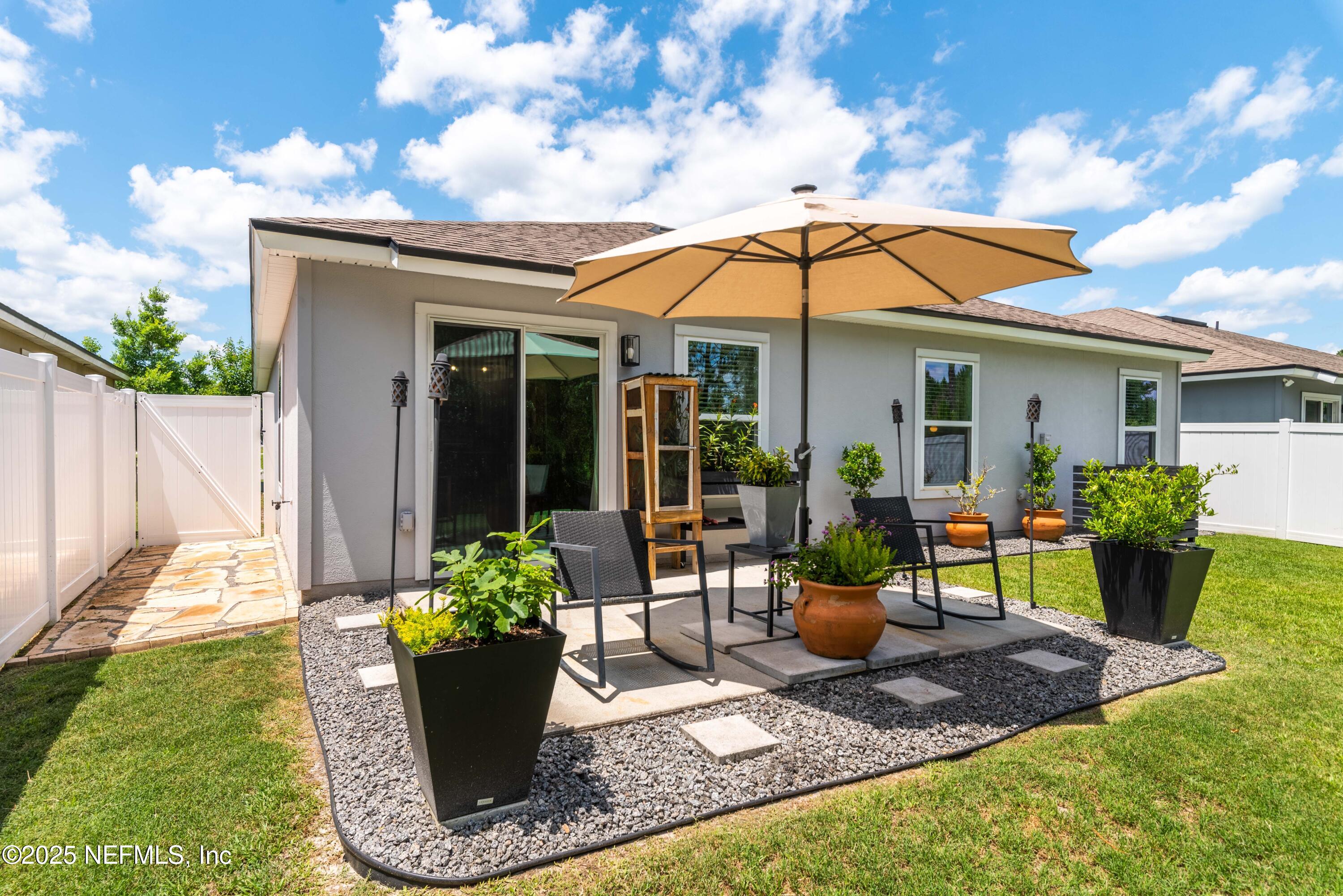 4328 PACKER MEADOW Way