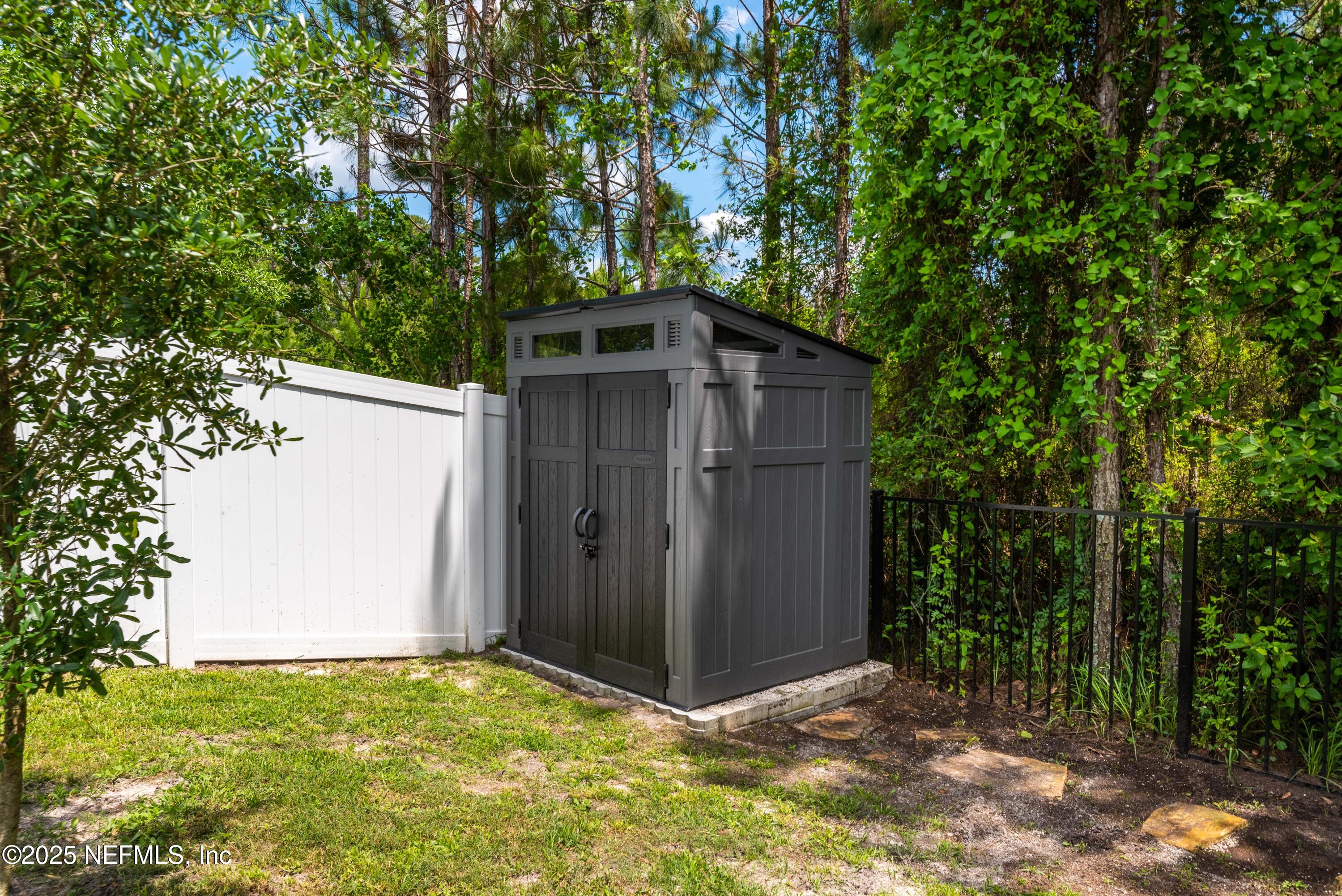 4328 PACKER MEADOW Way