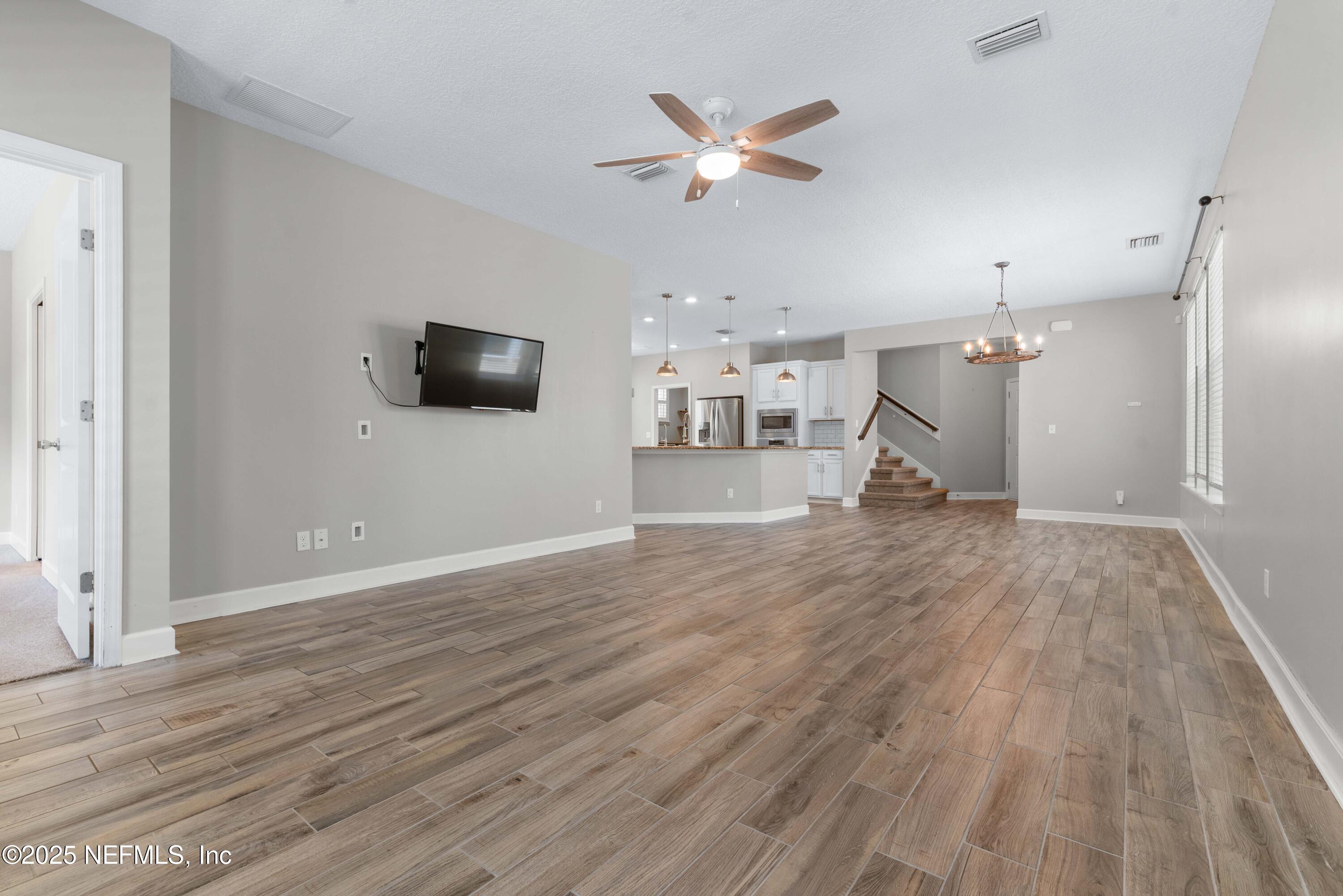 455 CITRUS RIDGE Drive