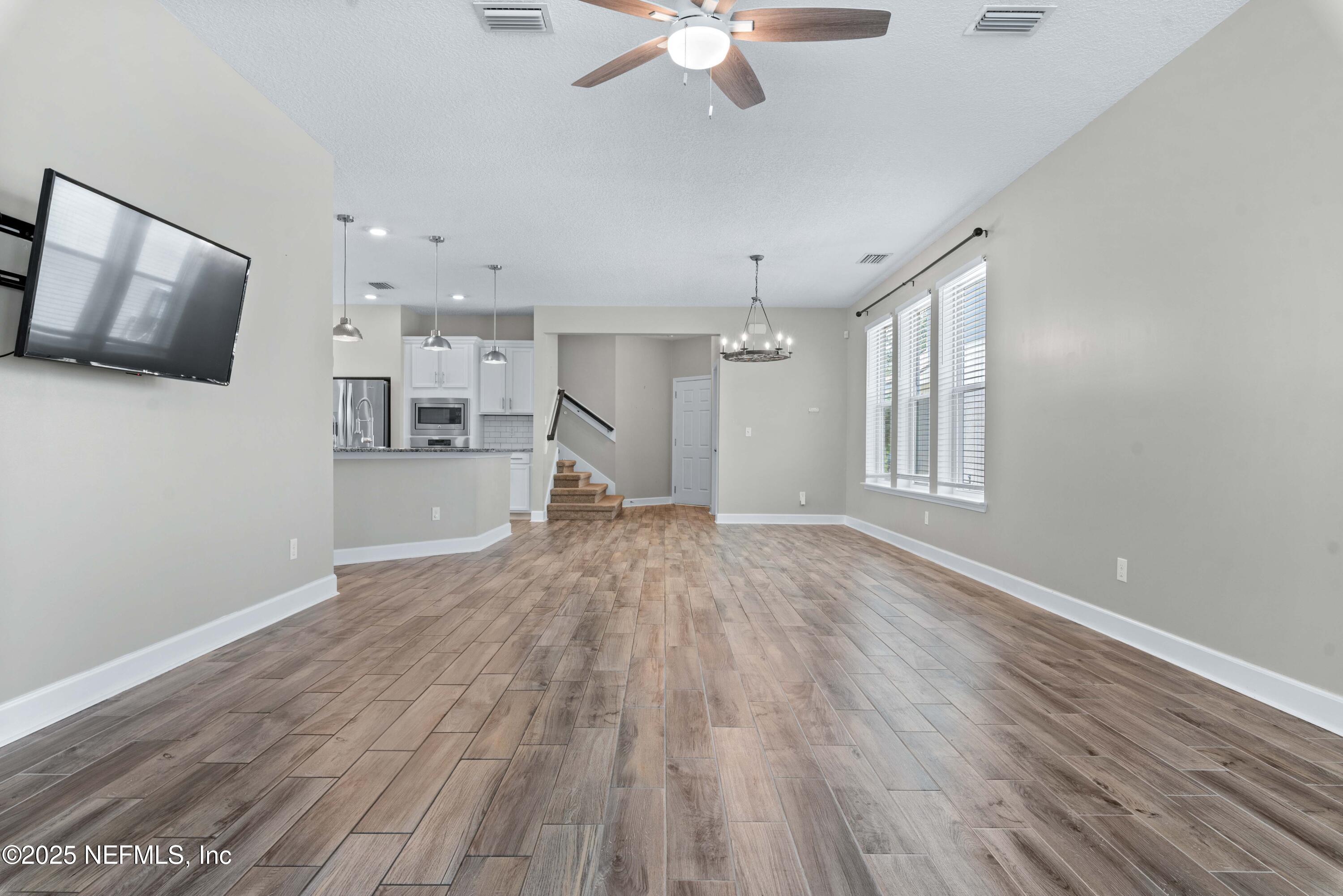 455 CITRUS RIDGE Drive