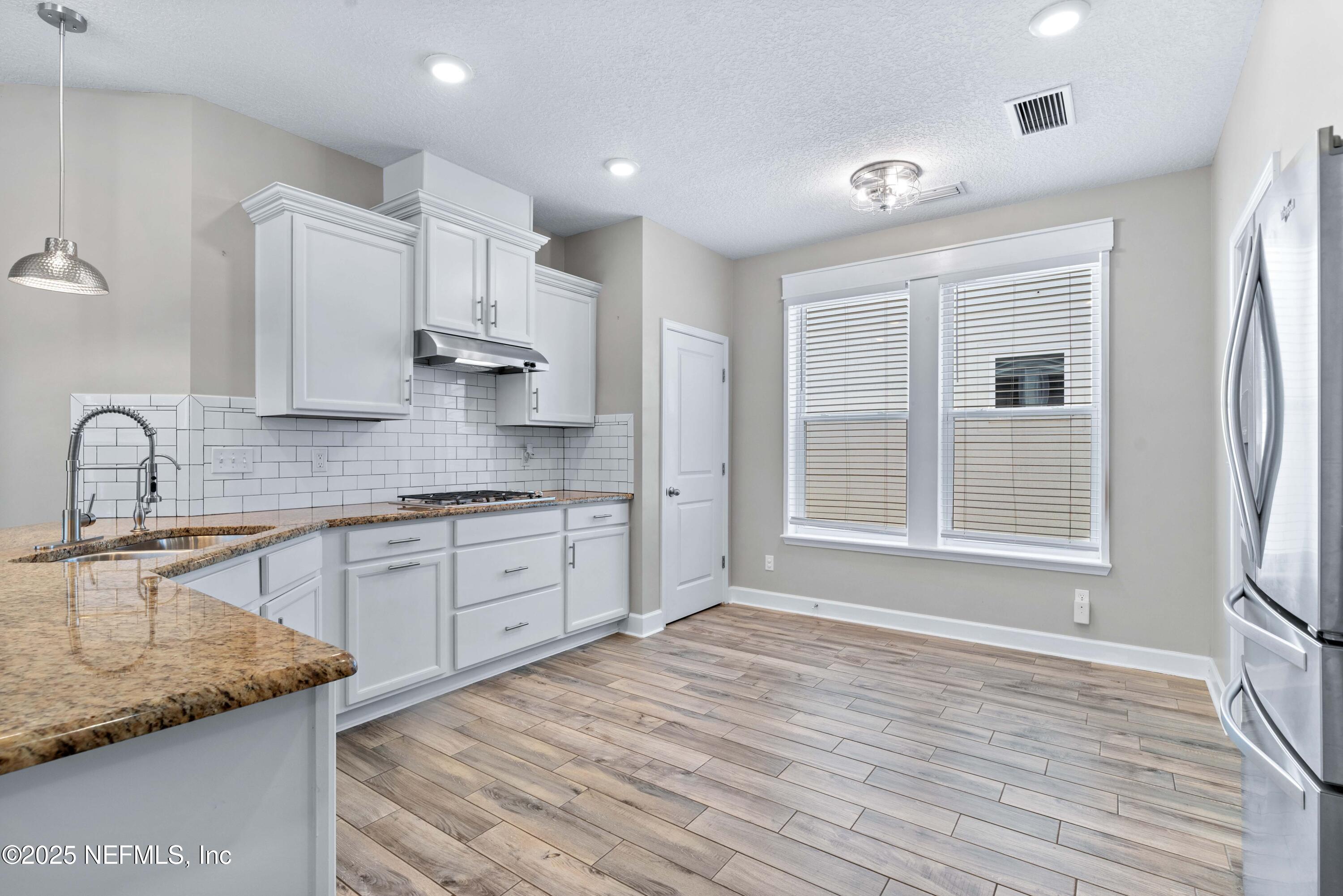 455 CITRUS RIDGE Drive