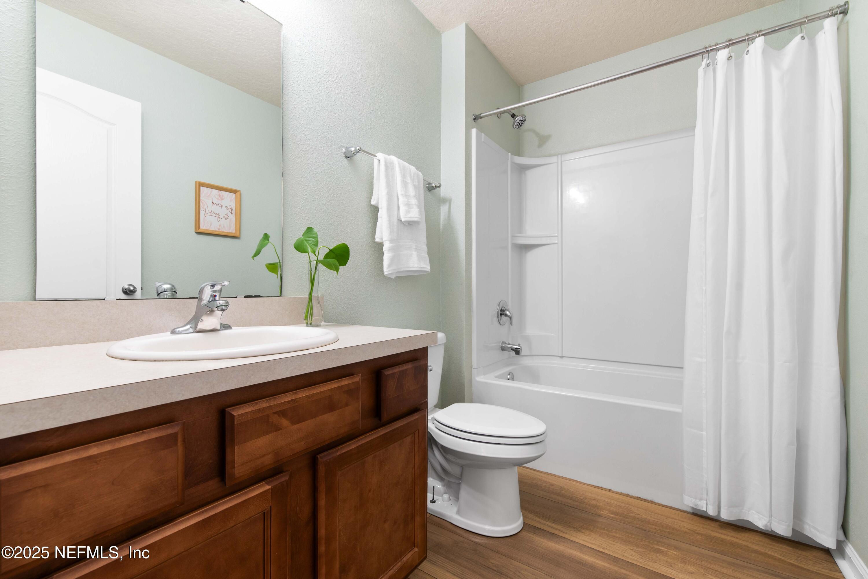 4060 GREAT FALLS Loop, Middleburg