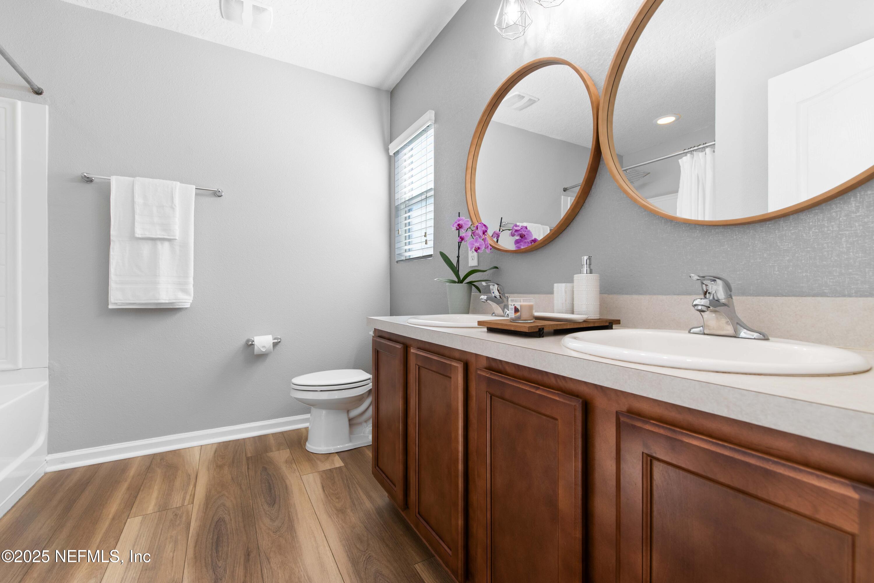 4060 GREAT FALLS Loop, Middleburg