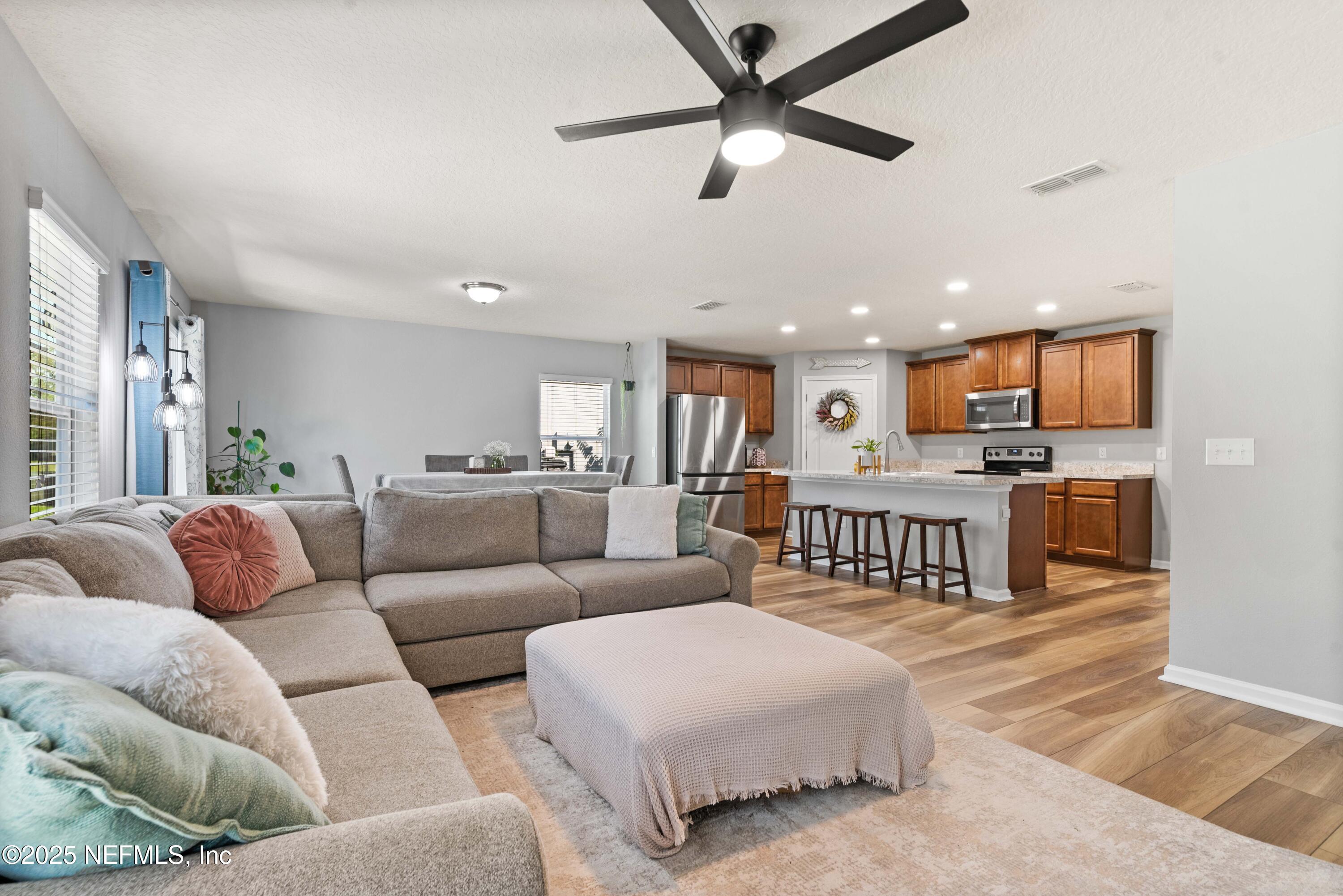 4060 GREAT FALLS Loop, Middleburg