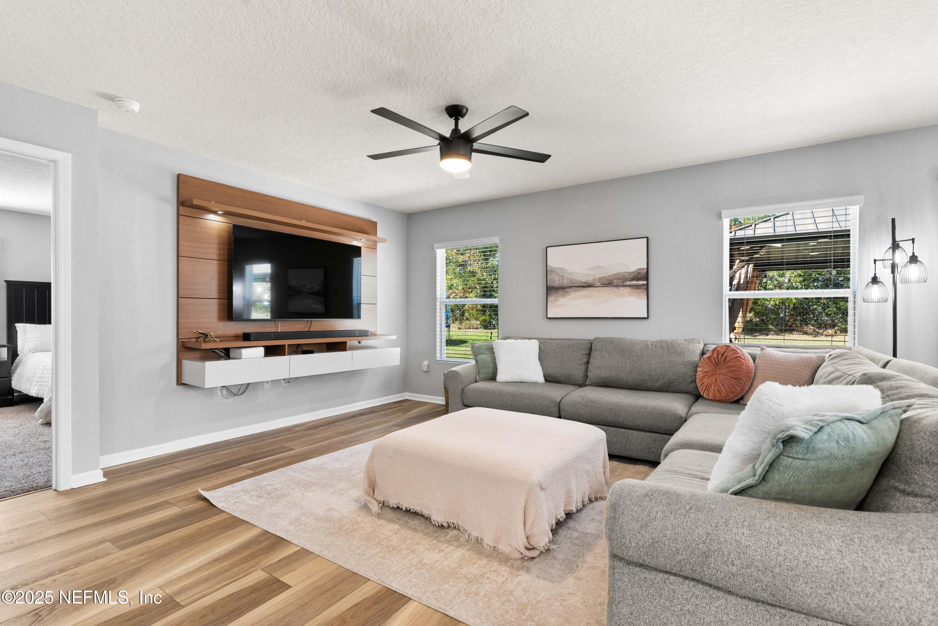 4060 GREAT FALLS Loop, Middleburg