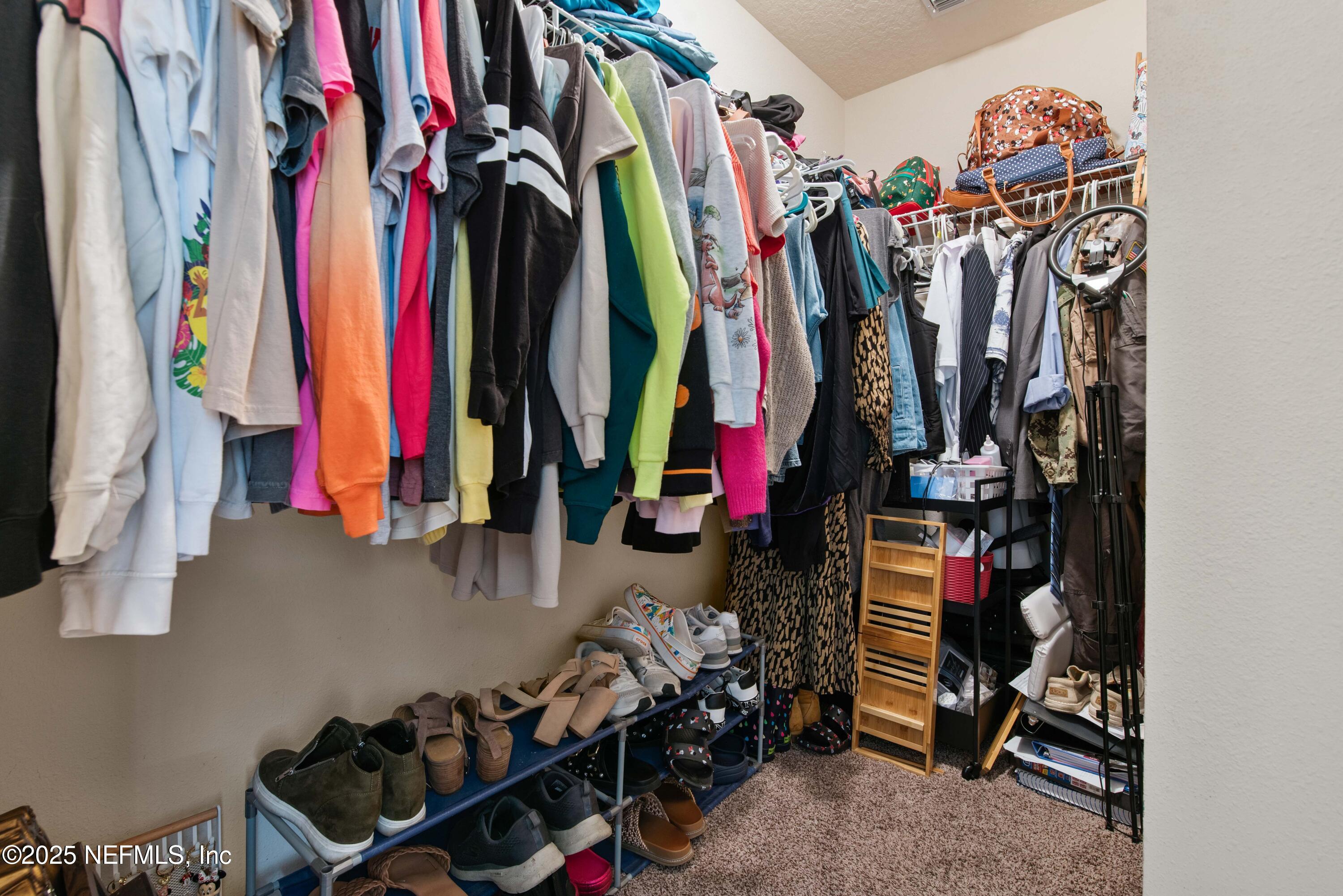 4060 GREAT FALLS Loop, Middleburg