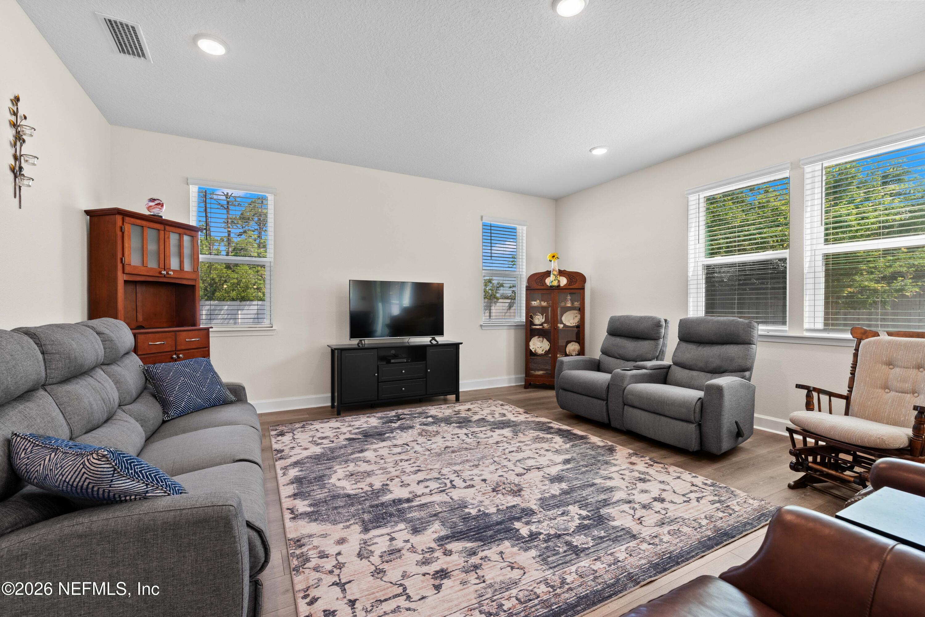 95402 WOODBRIDGE Parkway