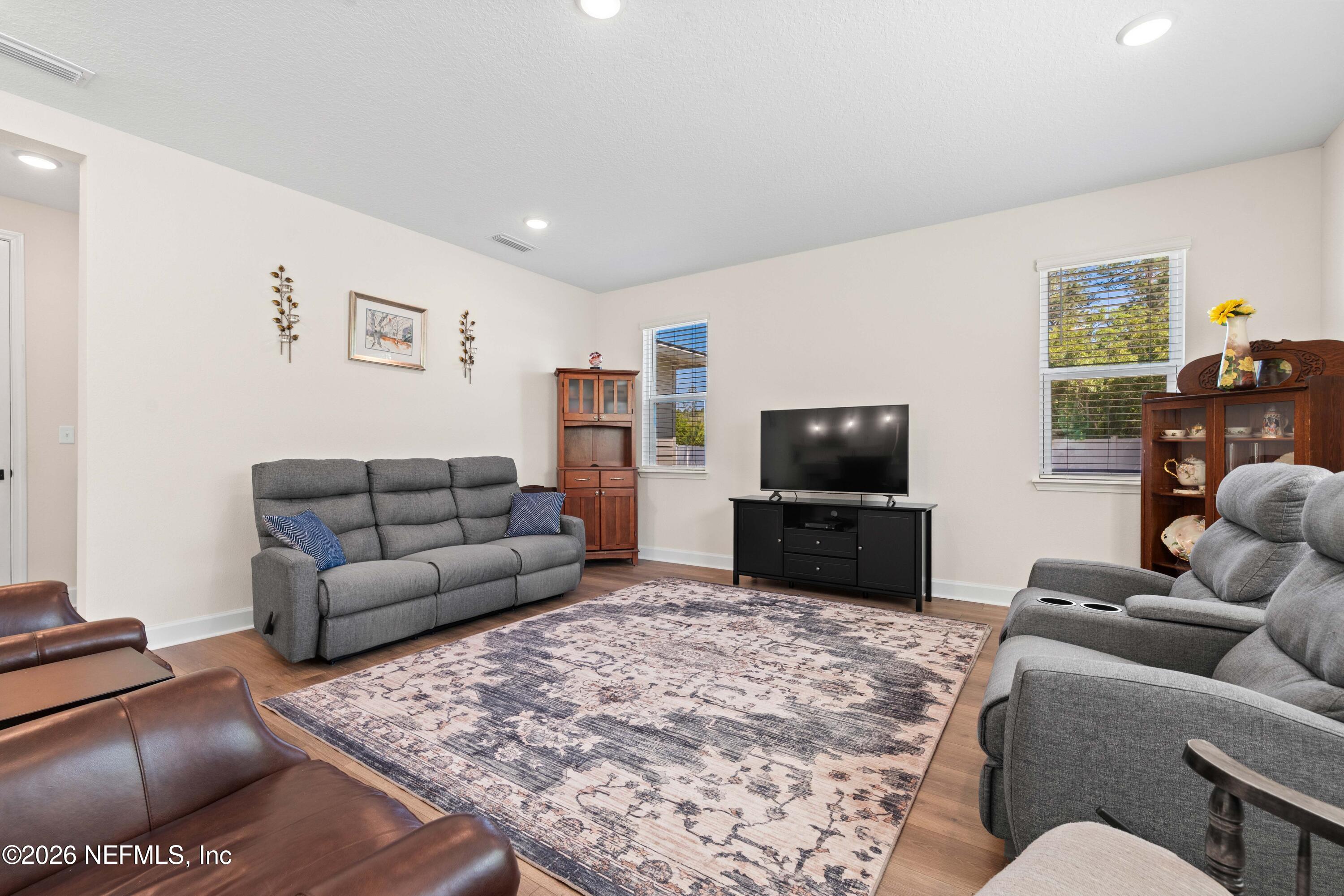 95402 WOODBRIDGE Parkway