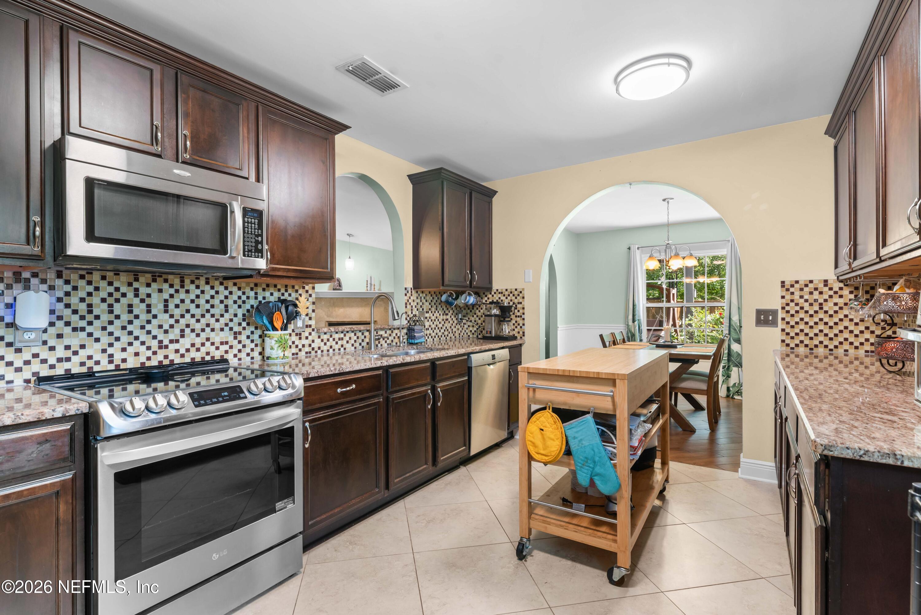 12131 BANYAN TREE Drive