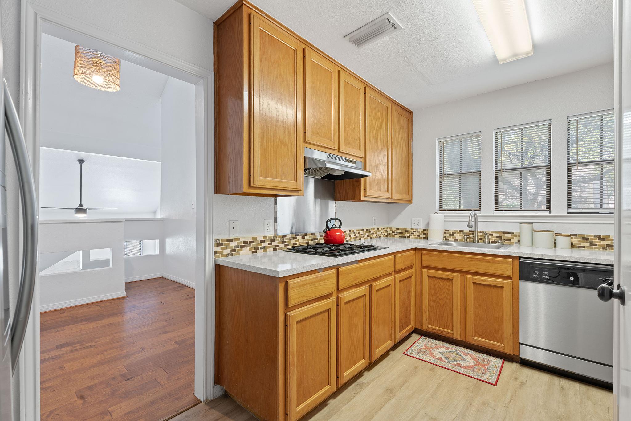 6513 Cat Creek TRL