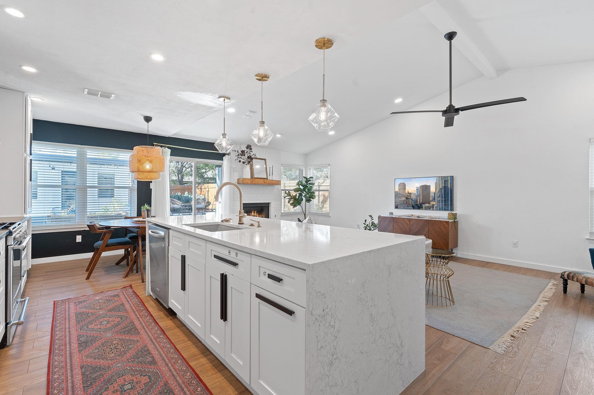 4916 Transit CIR