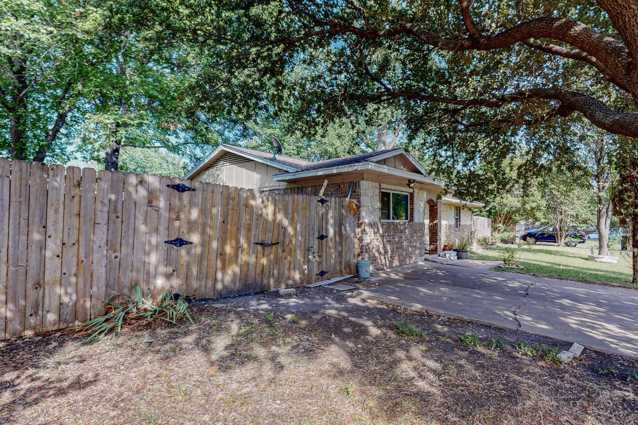 401 Moonlight Drive