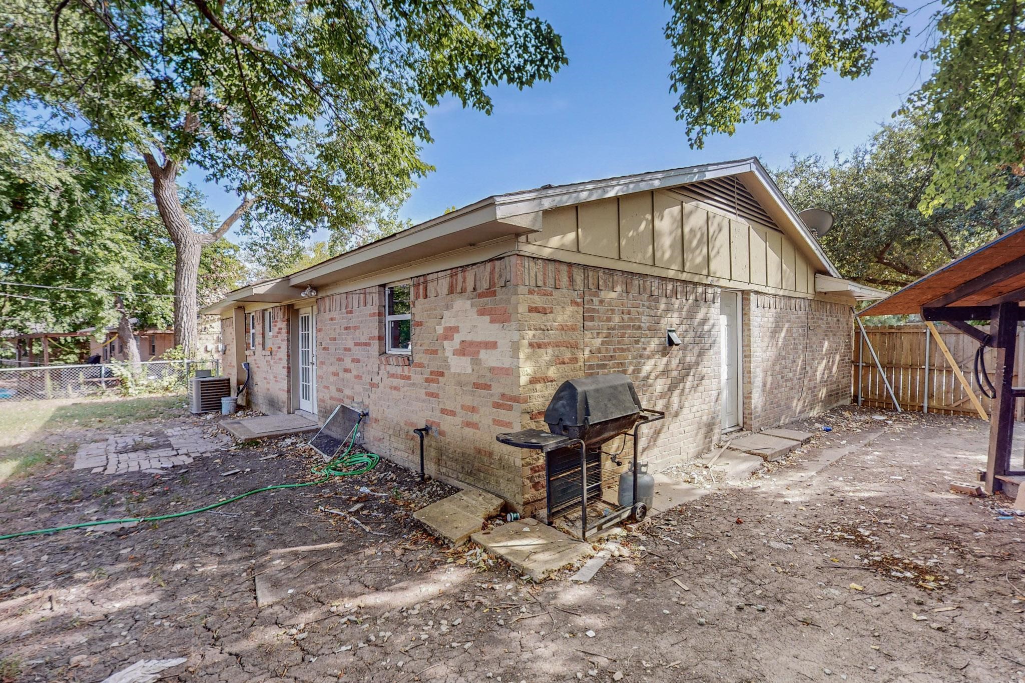 401 Moonlight Drive