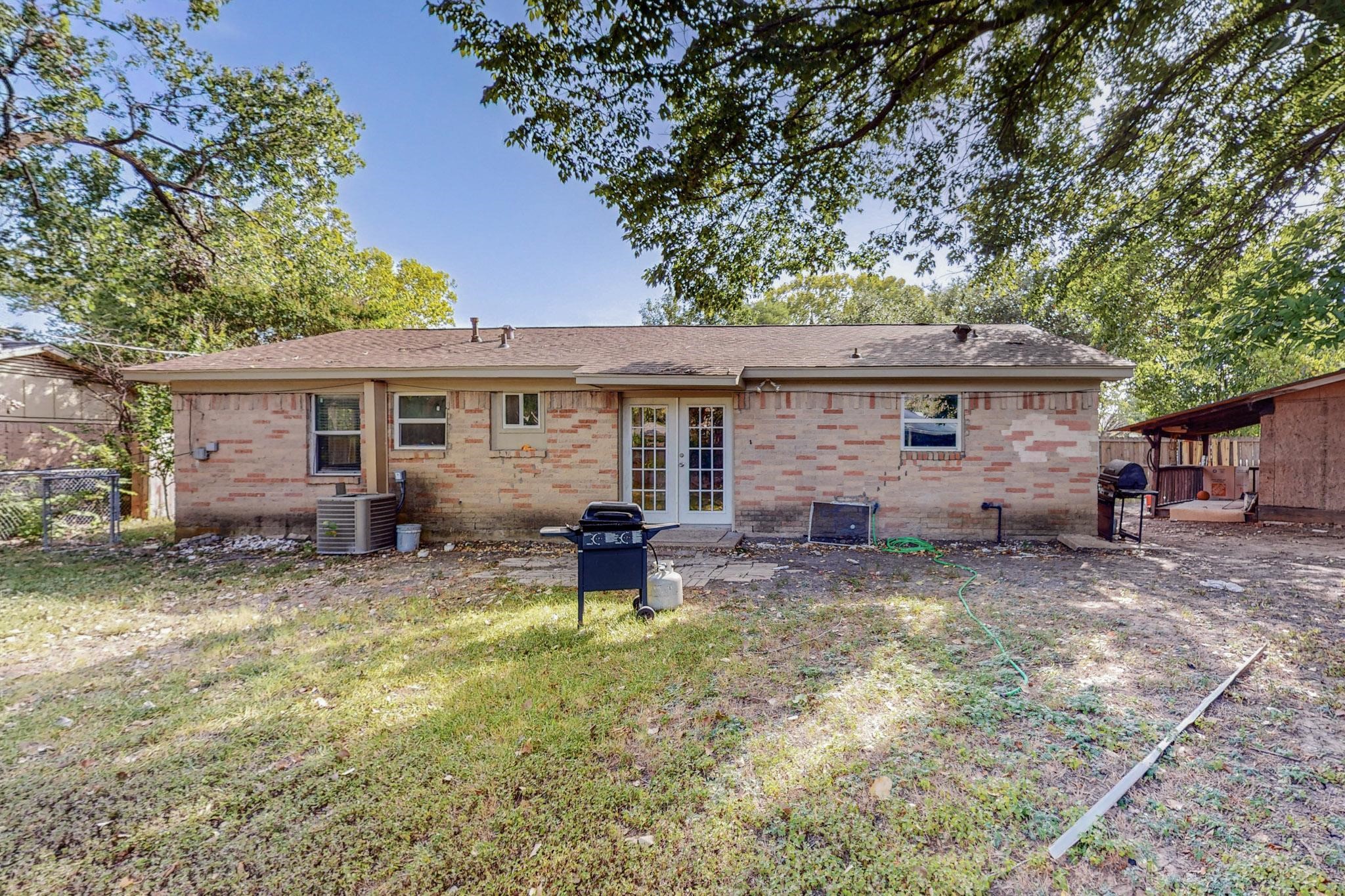 401 Moonlight Drive