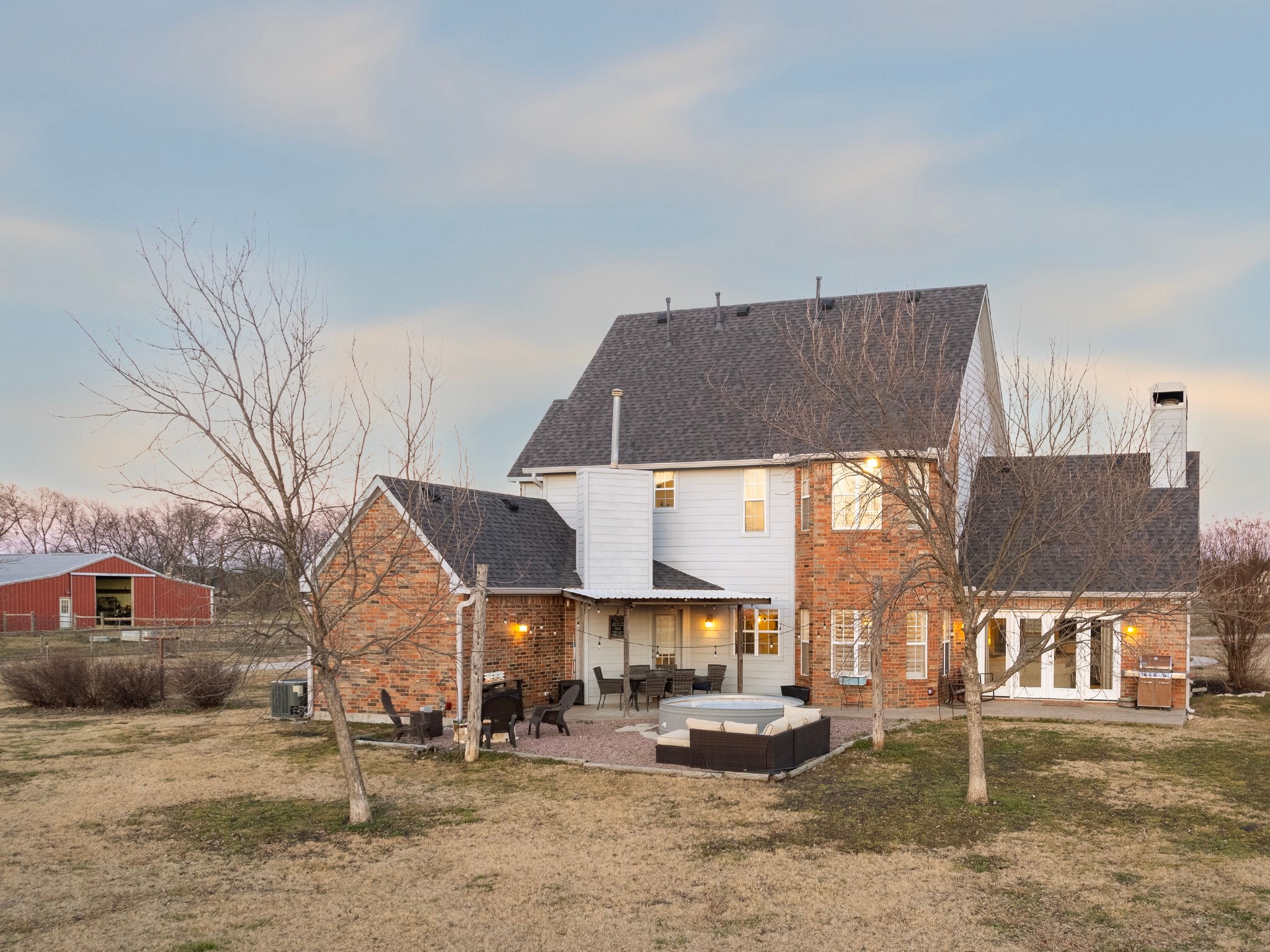 11027 Farmington Road
