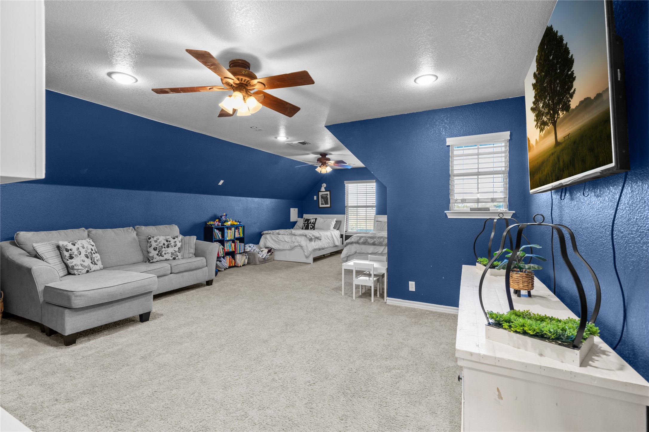 11027 Farmington Road