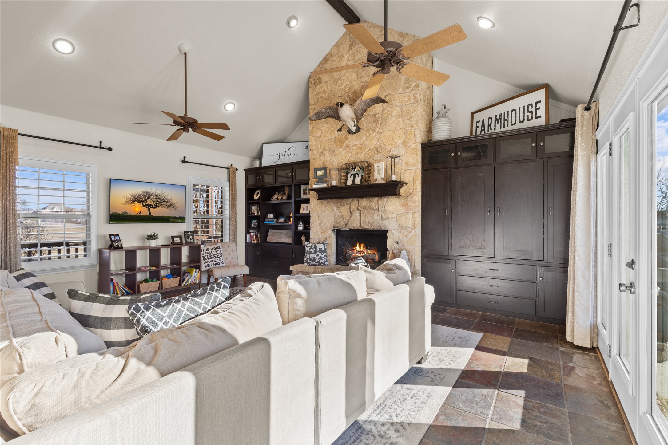 11027 Farmington Road