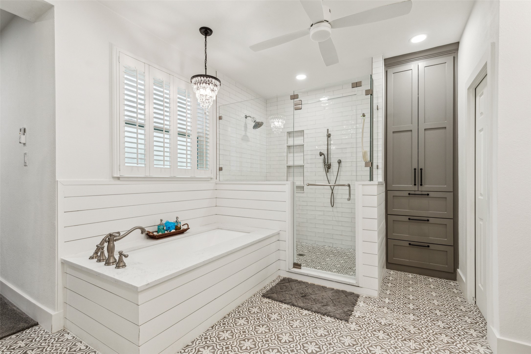 11691 Hill Country Circle