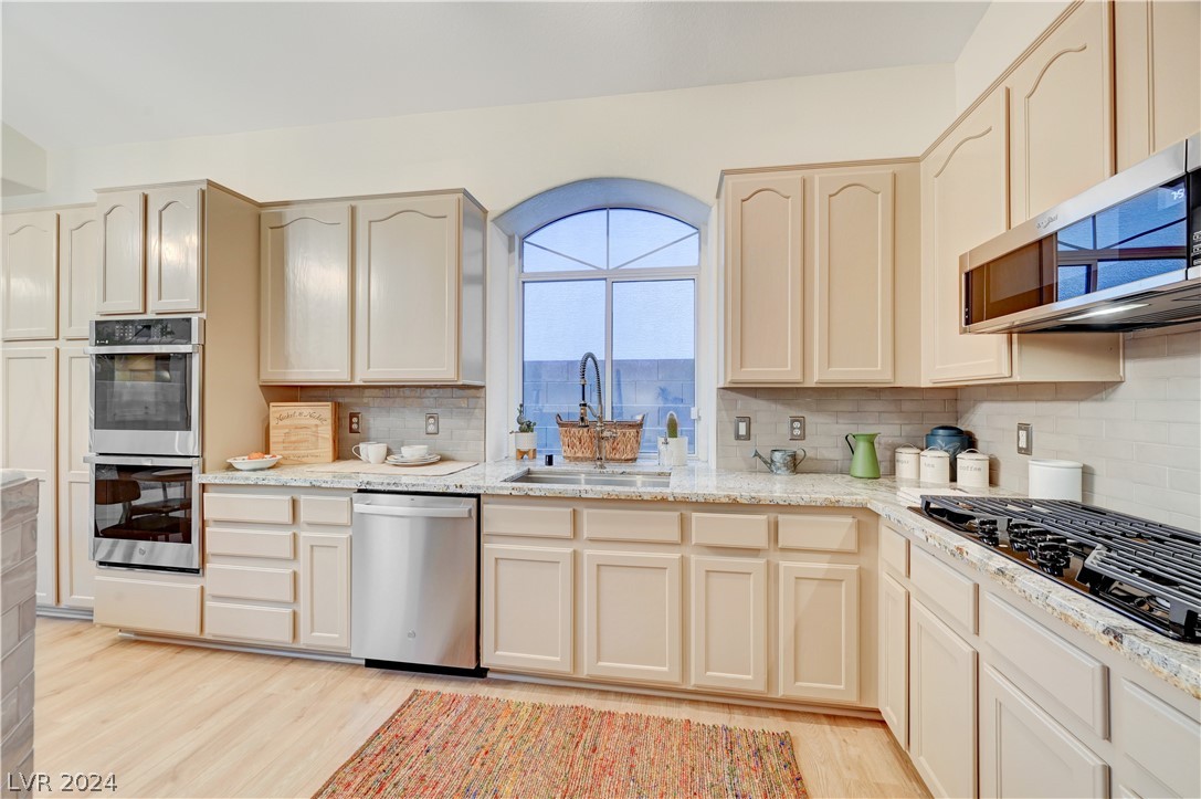 9516 Cedar Heights Avenue