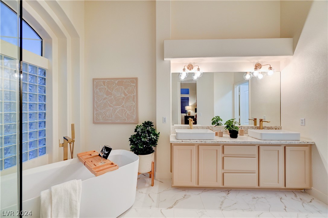 9516 Cedar Heights Avenue