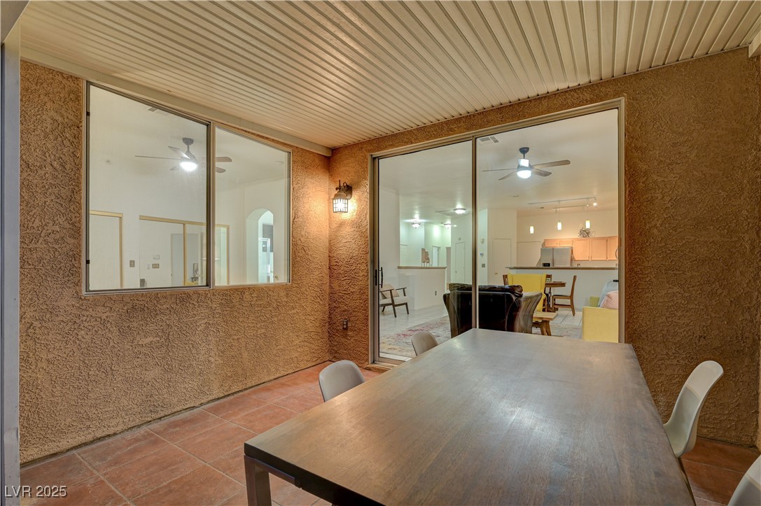 2852 Red Court