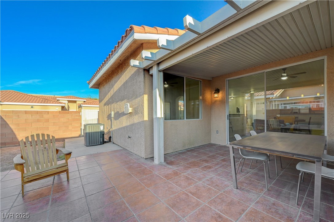 2852 Red Court