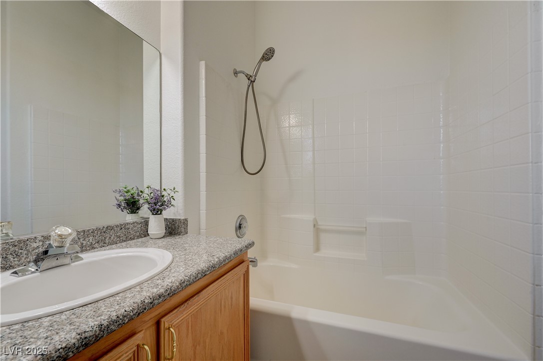 2852 Red Court