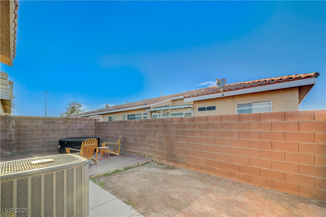 2852 Red Court