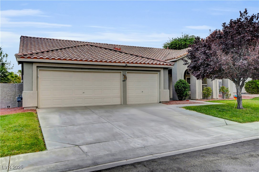 913 Bear Mountain Avenue