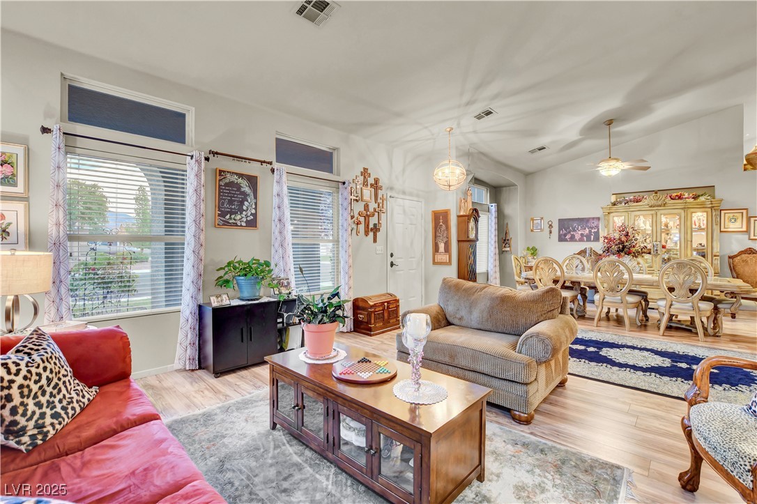 913 Bear Mountain Avenue