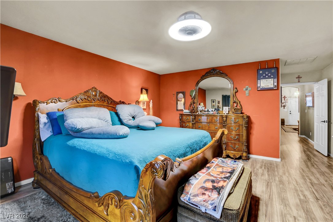 913 Bear Mountain Avenue