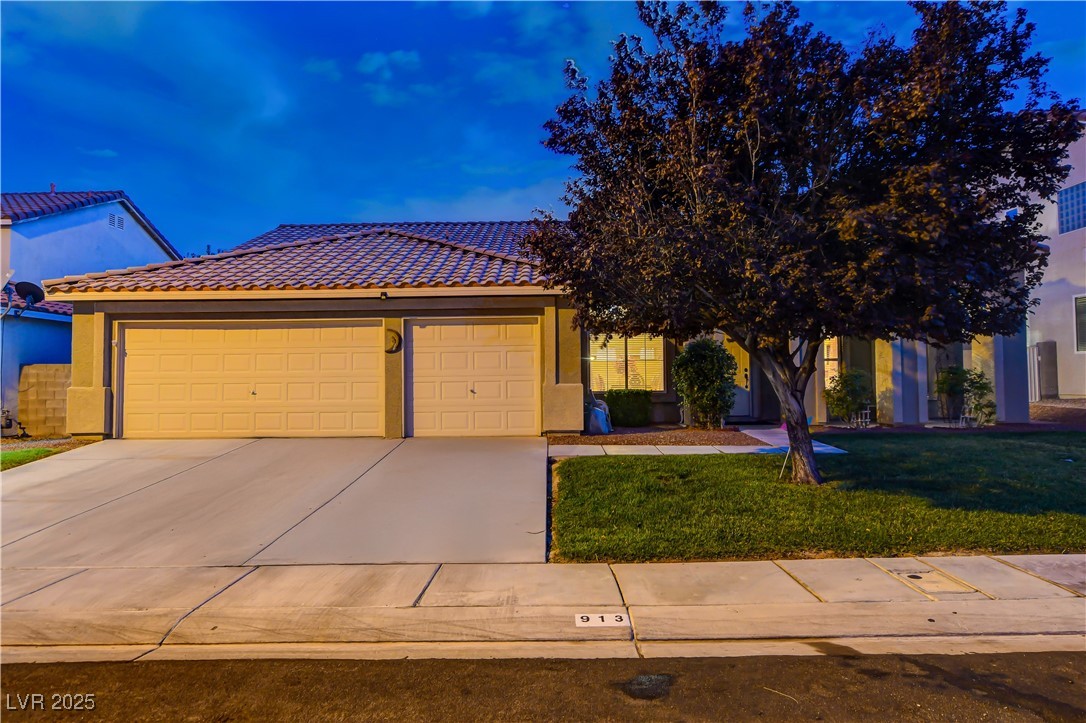 913 Bear Mountain Avenue