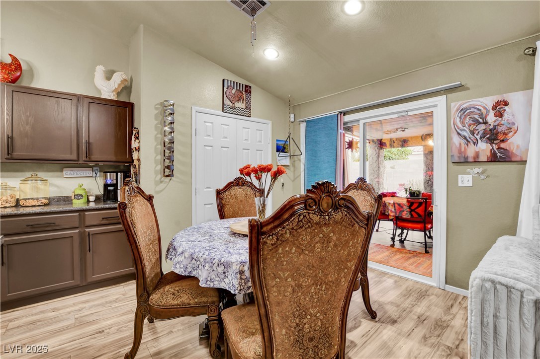 913 Bear Mountain Avenue