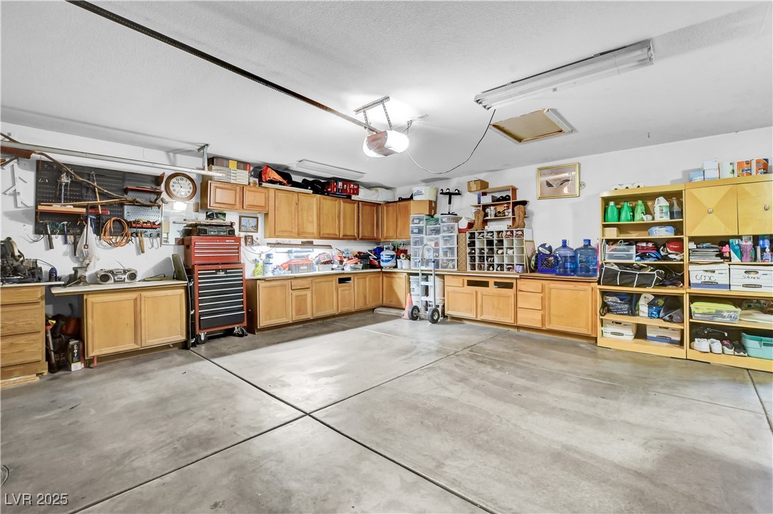 913 Bear Mountain Avenue