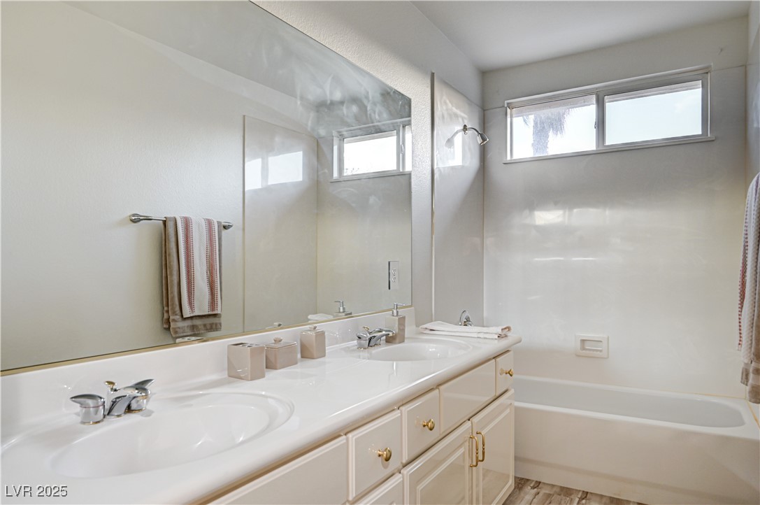 10921 Calcedonian Street