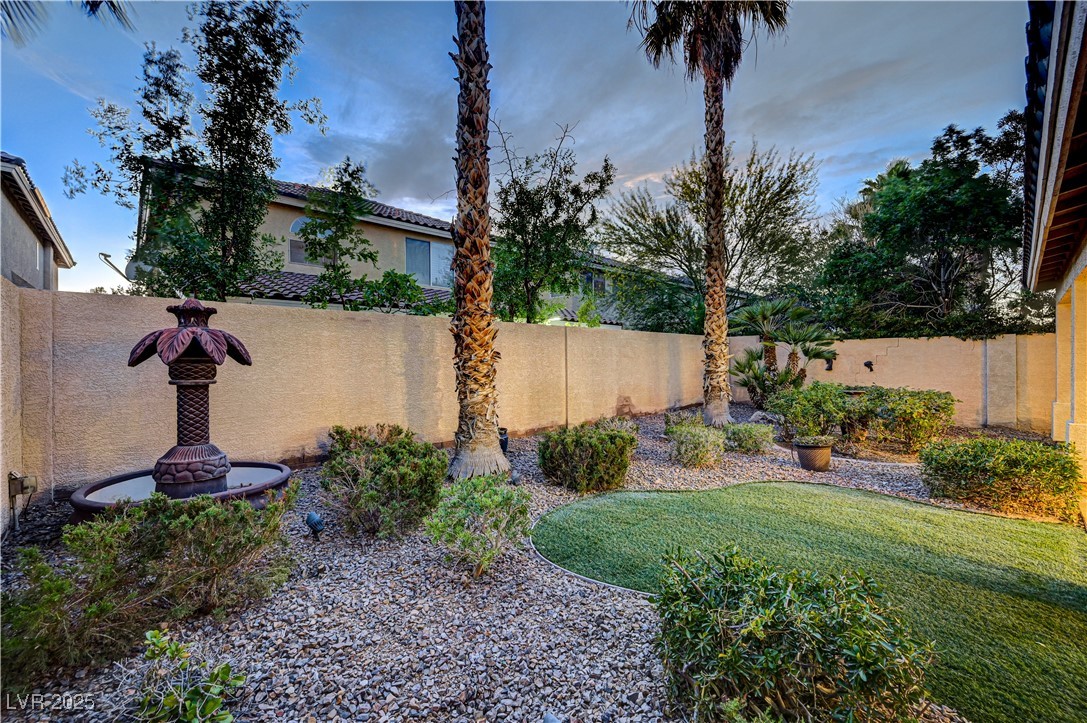 10921 Calcedonian Street