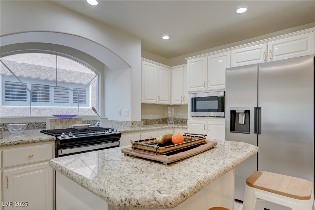 10921 Calcedonian Street