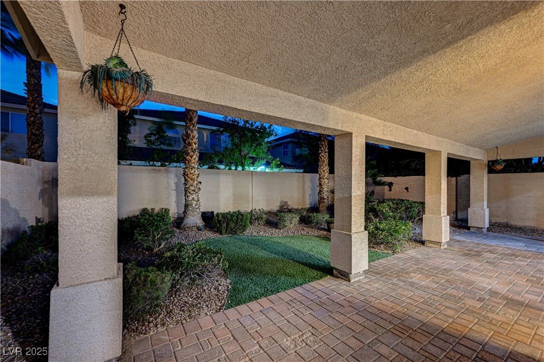 10921 Calcedonian Street