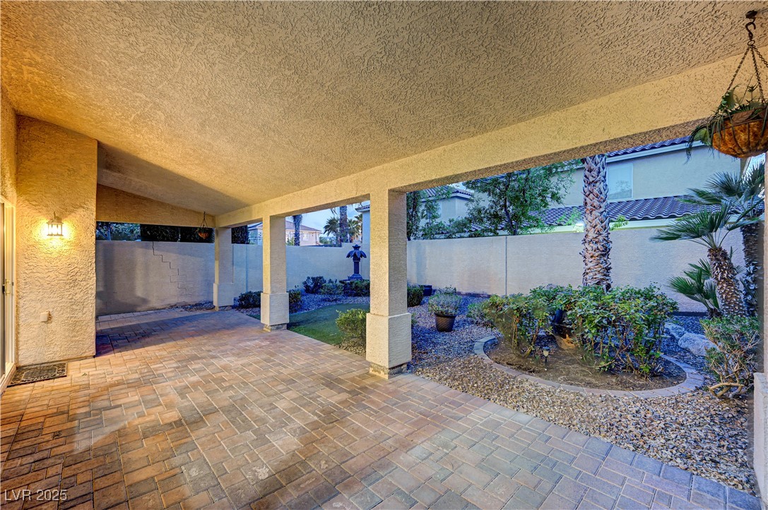 10921 Calcedonian Street