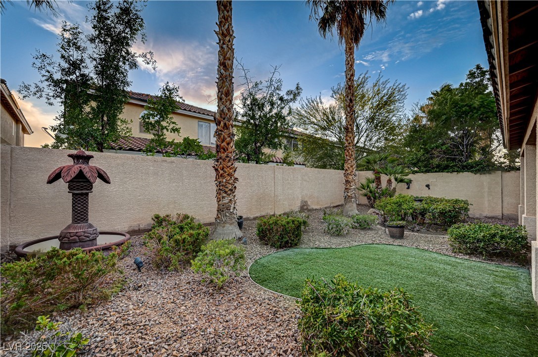 10921 Calcedonian Street