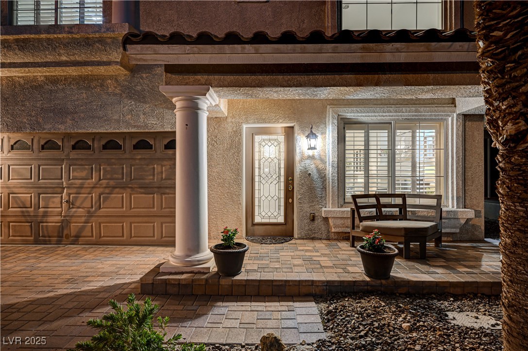 10921 Calcedonian Street