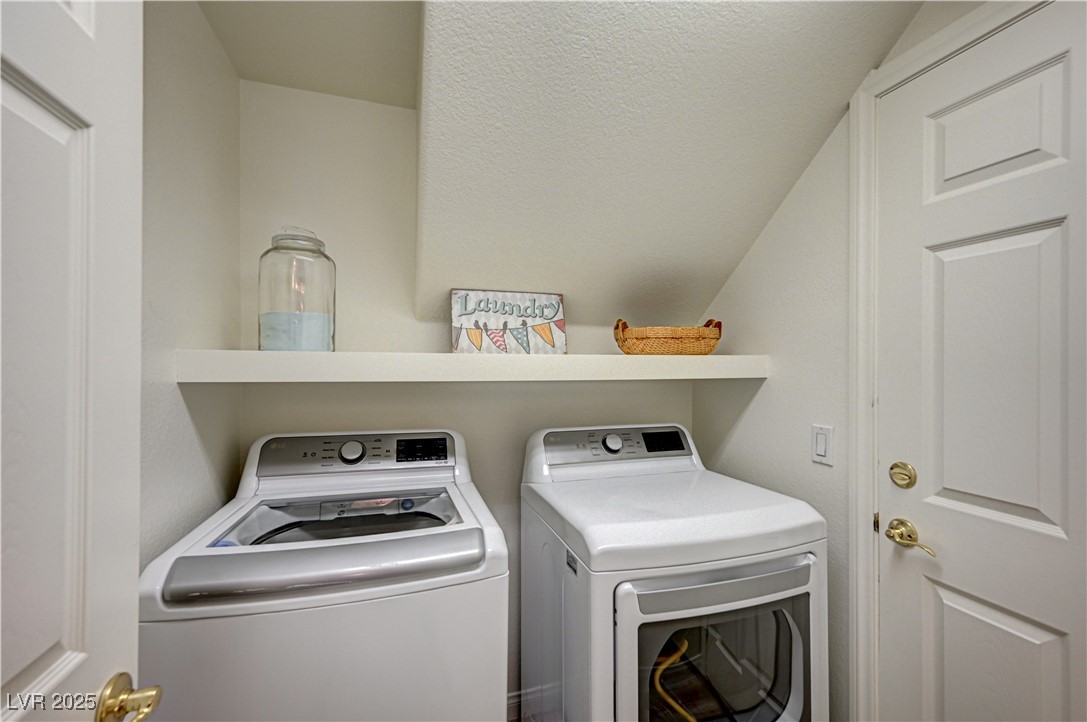 10921 Calcedonian Street