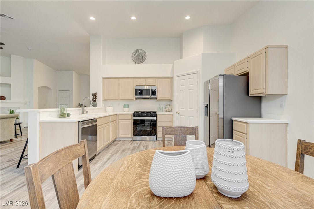 4323 Village Spring Street