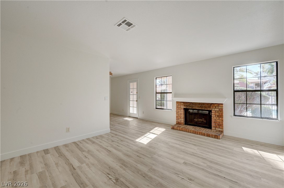 5576 West Rochelle Avenue 27A