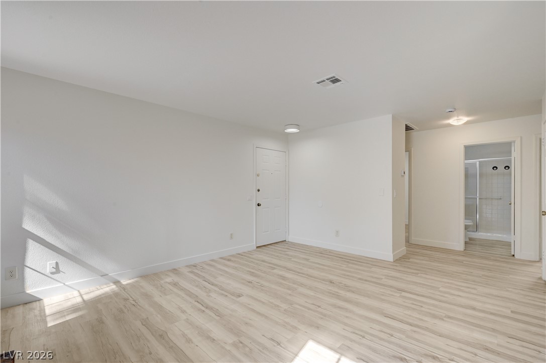 5576 West Rochelle Avenue 27A