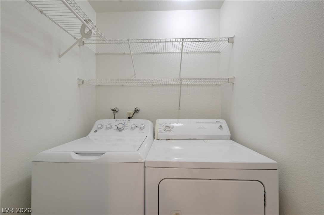 5576 West Rochelle Avenue 27A