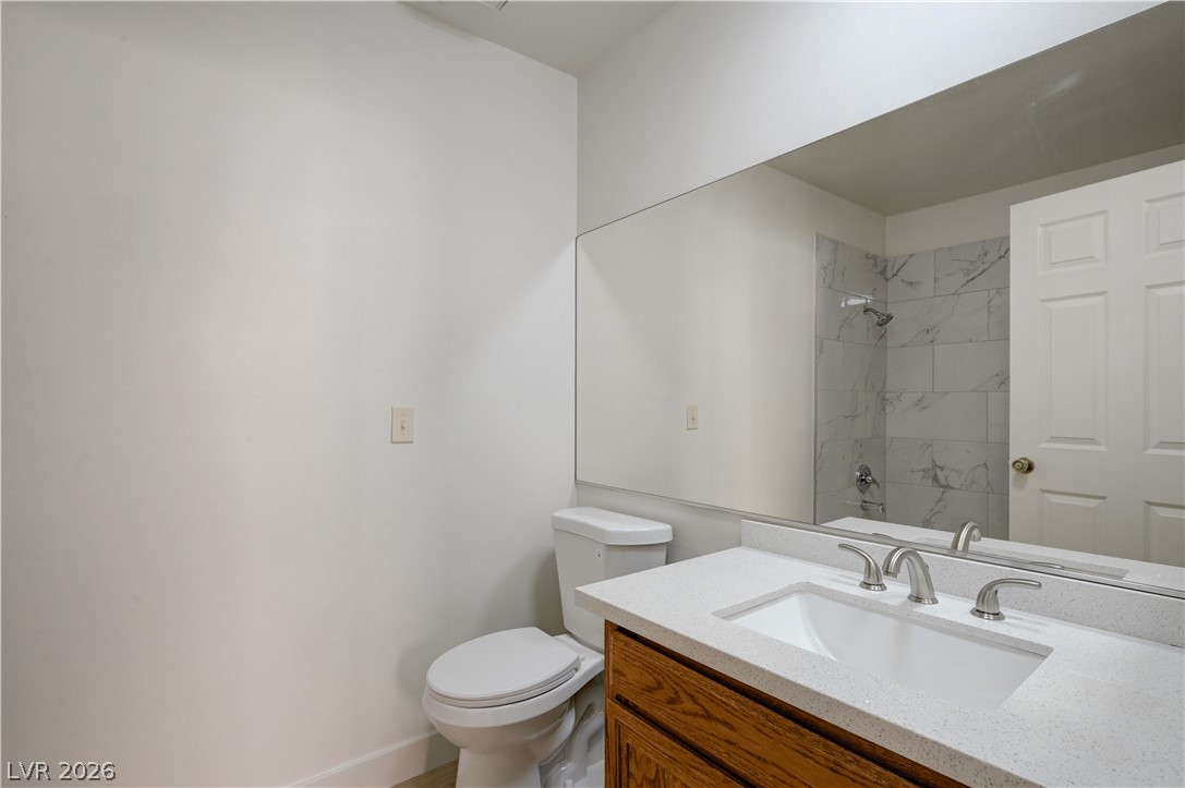 5576 West Rochelle Avenue 27A