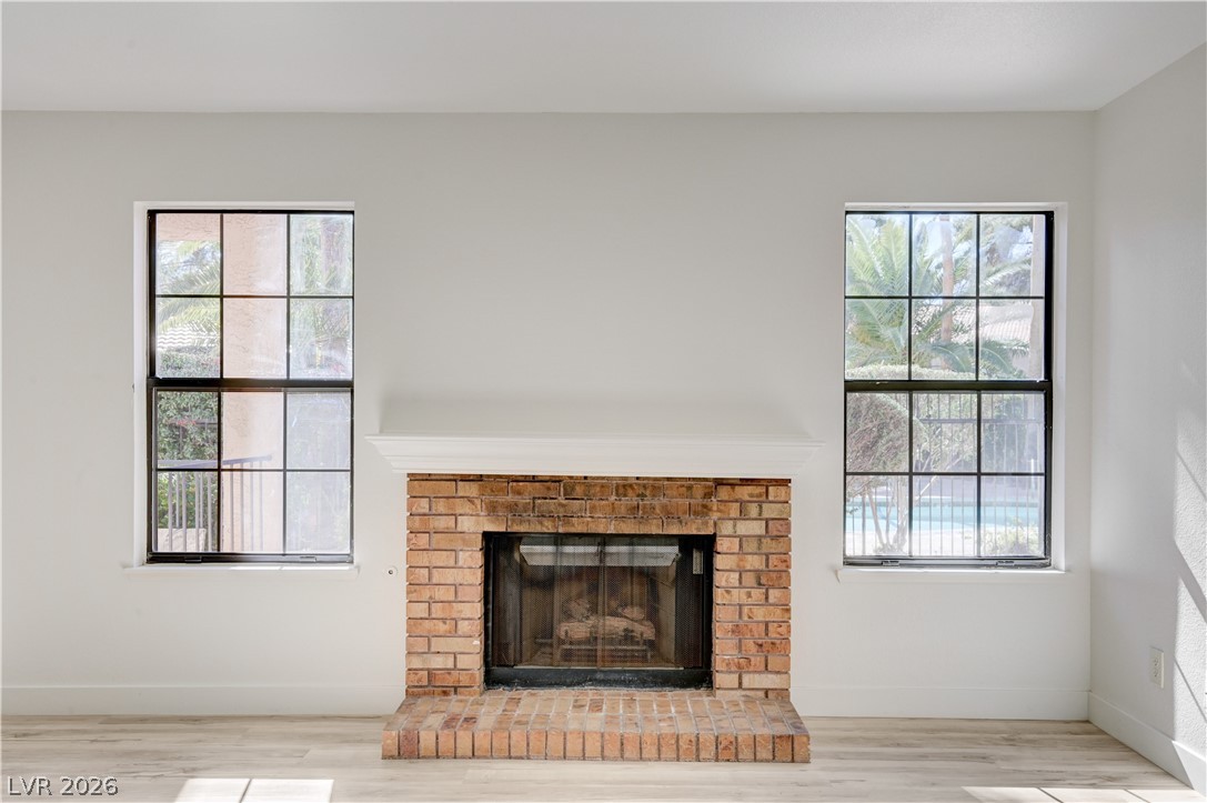 5576 West Rochelle Avenue 27A