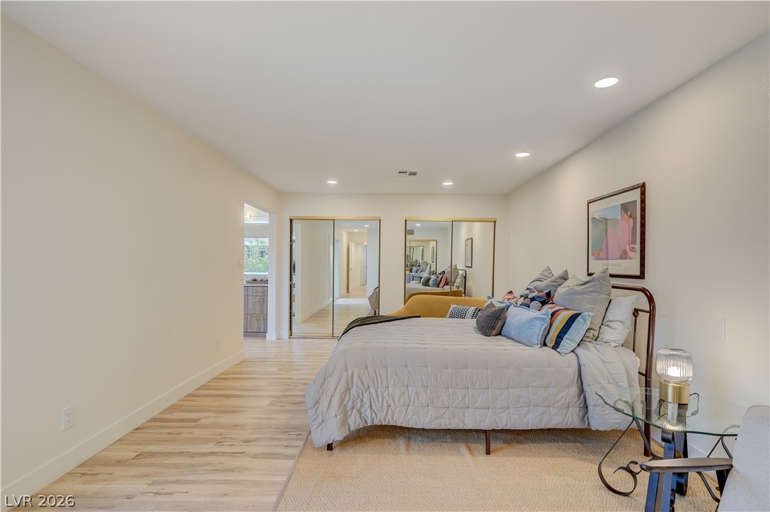 2101 Santiago Street