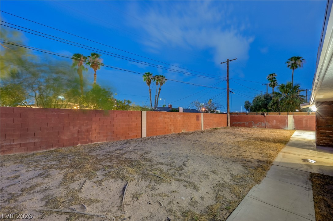 2101 Santiago Street